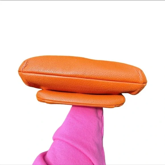 Authentic MCM Leather Two-way Studded Crossbody/Shoulder Bag - Picture 5 of 17